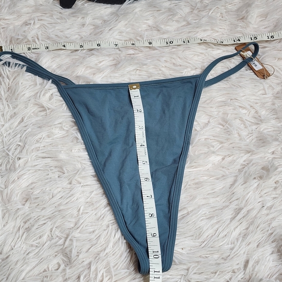 3Pcs SKIMS FITS EVERYBODY T-STRING THONG/ OCHRE,  KYANITE,  SIENNA/3X NWT - Picture 8 of 10
